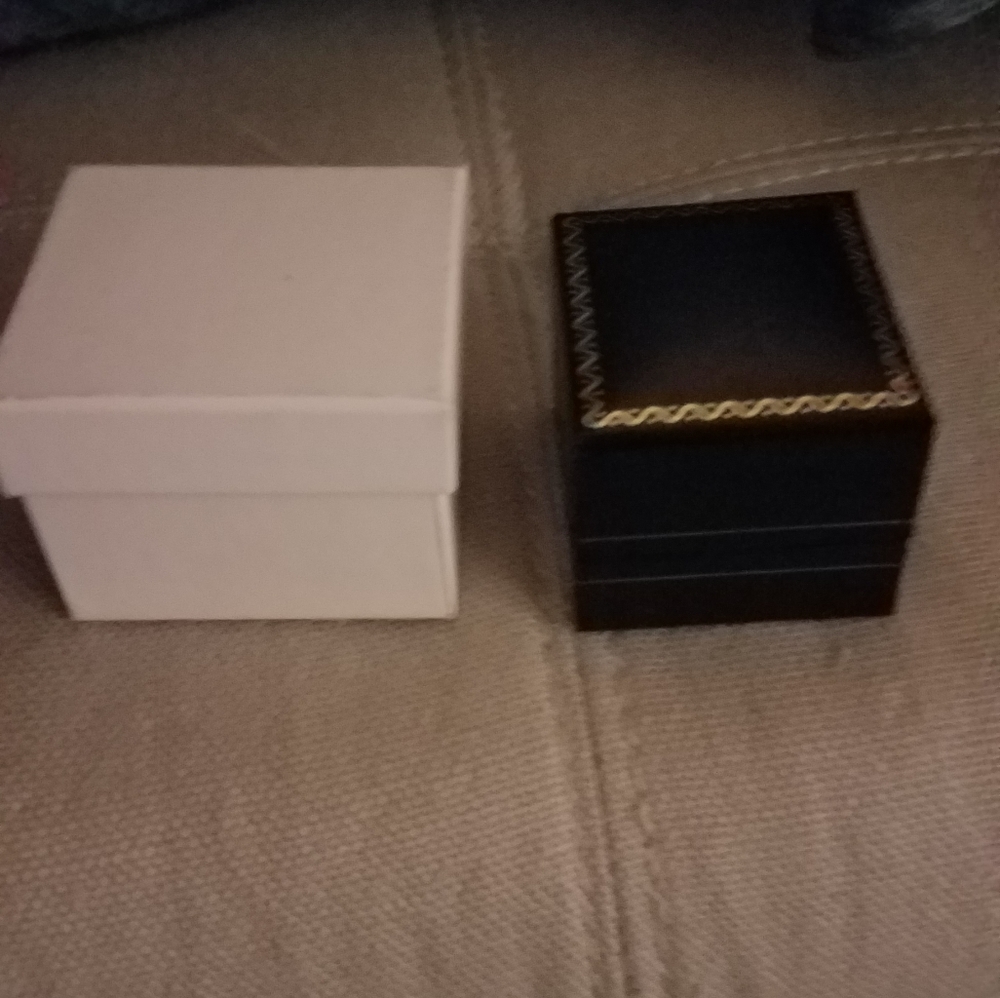 Van Cleef & Arpels Tendrement Etoiles Band - Picture 4 of 7
